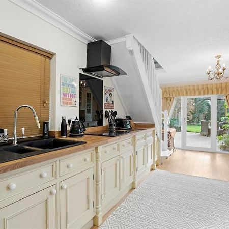Apartament The Corner House, 36, Broadway Road, Evesham Zewnętrze zdjęcie