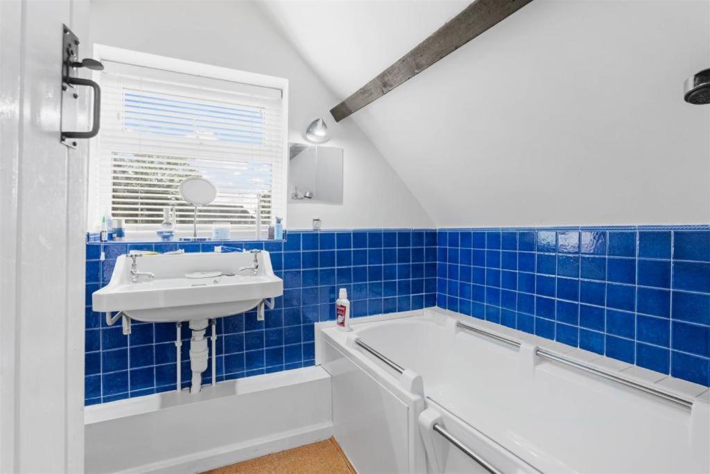 Apartament The Corner House, 36, Broadway Road, Evesham Zewnętrze zdjęcie